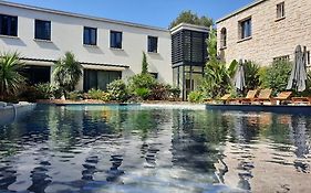 Hpc Suites - Cassis Centre - Parking Securise Et Piscine Chauffee